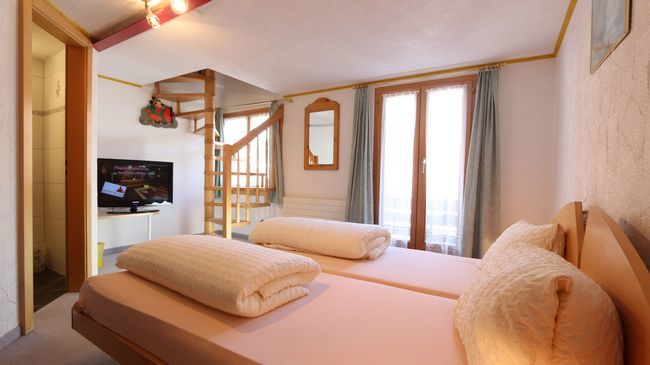 Hotel Alpina Grachen Room photo